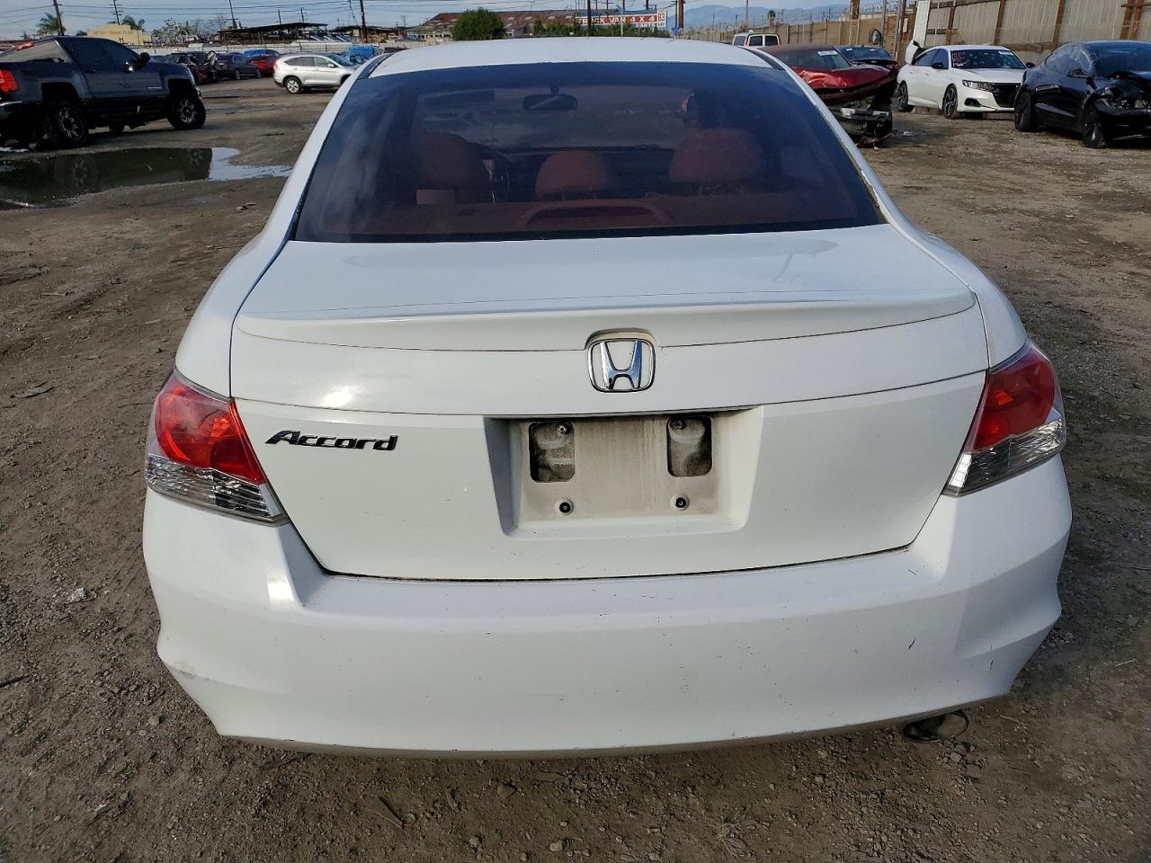 2010 HONDA ACCORD photo 6
