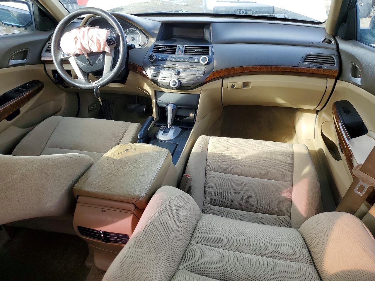 2010 HONDA ACCORD photo 8