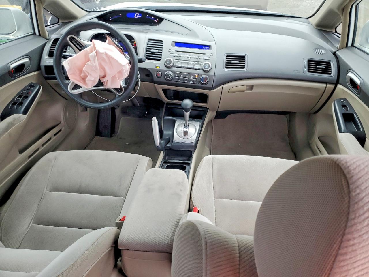 2011 HONDA CIVIC LX photo 8