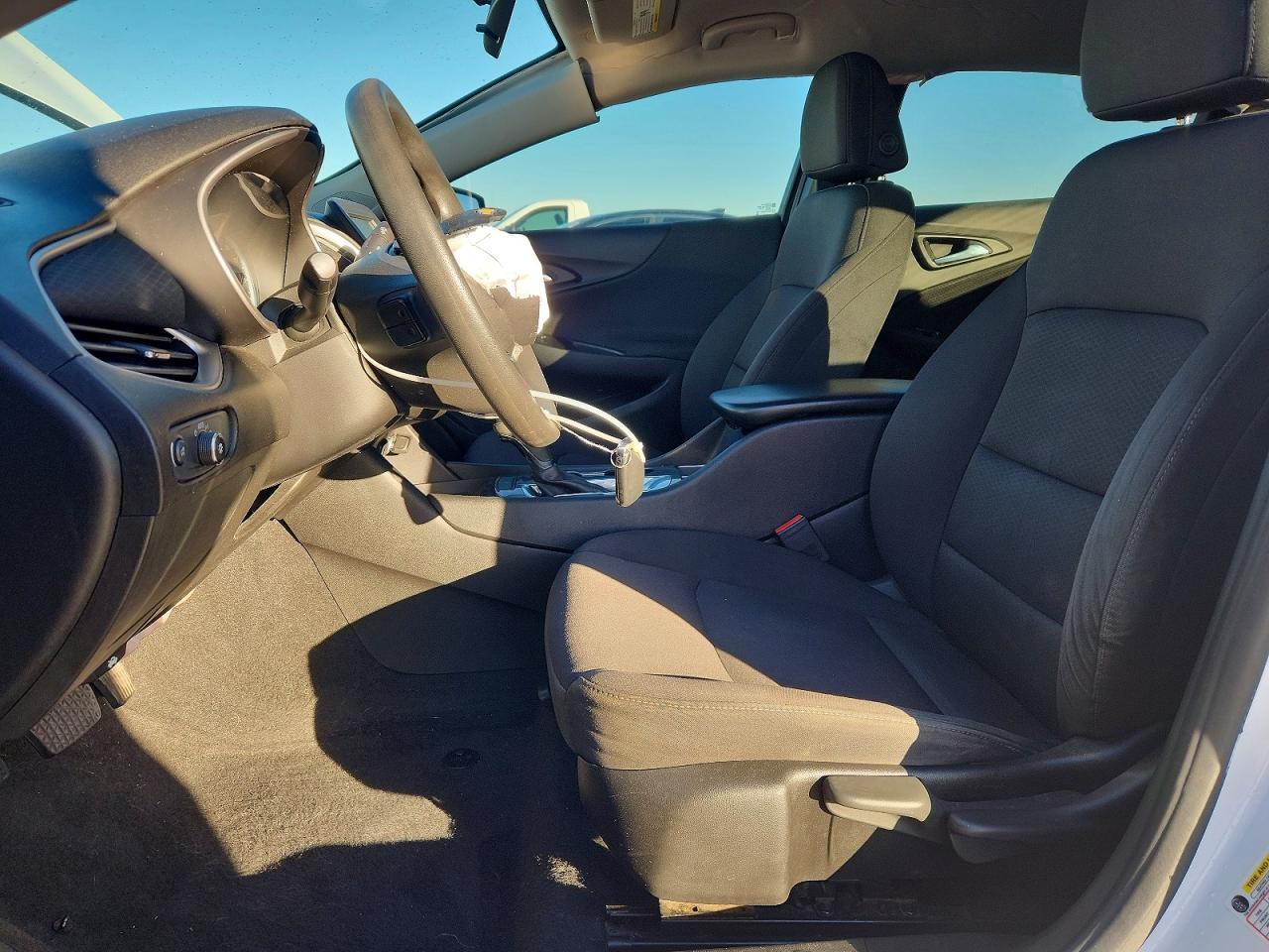 2018 CHEVROLET MALIBU LS photo 7