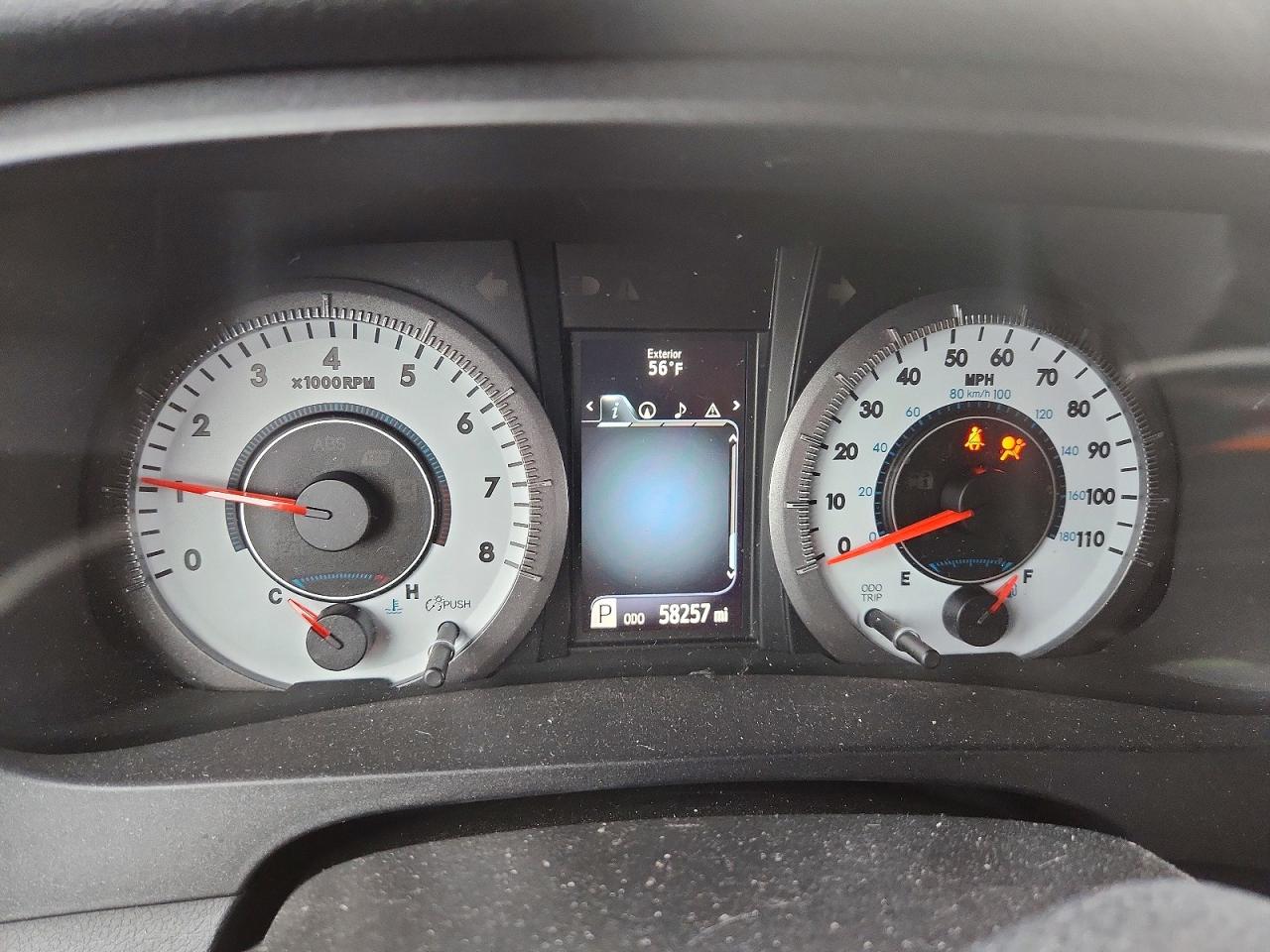 2017 TOYOTA SIENNA SE photo 17
