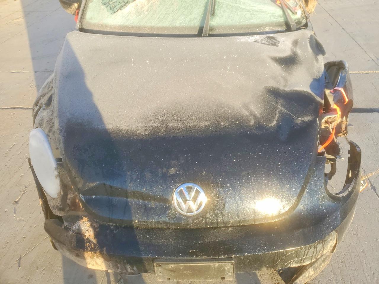 2016 VOLKSWAGEN BEETLE 1.8T photo 21