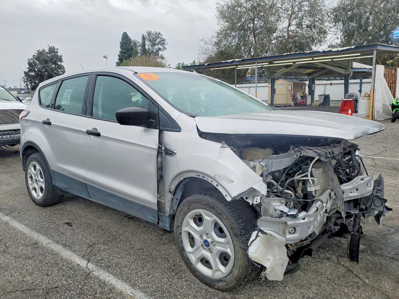2017 FORD ESCAPE S photo 4