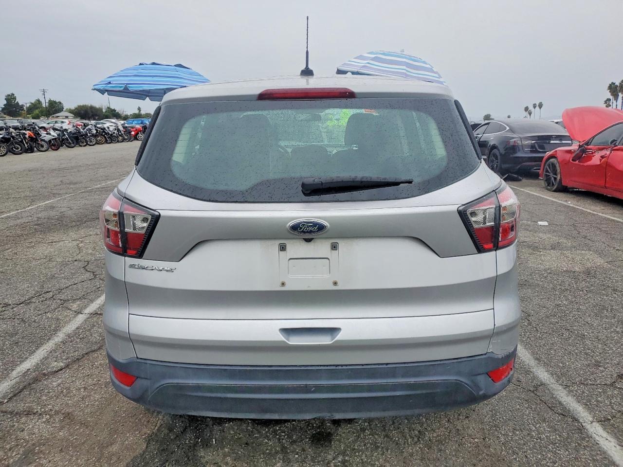 2017 FORD ESCAPE S photo 6