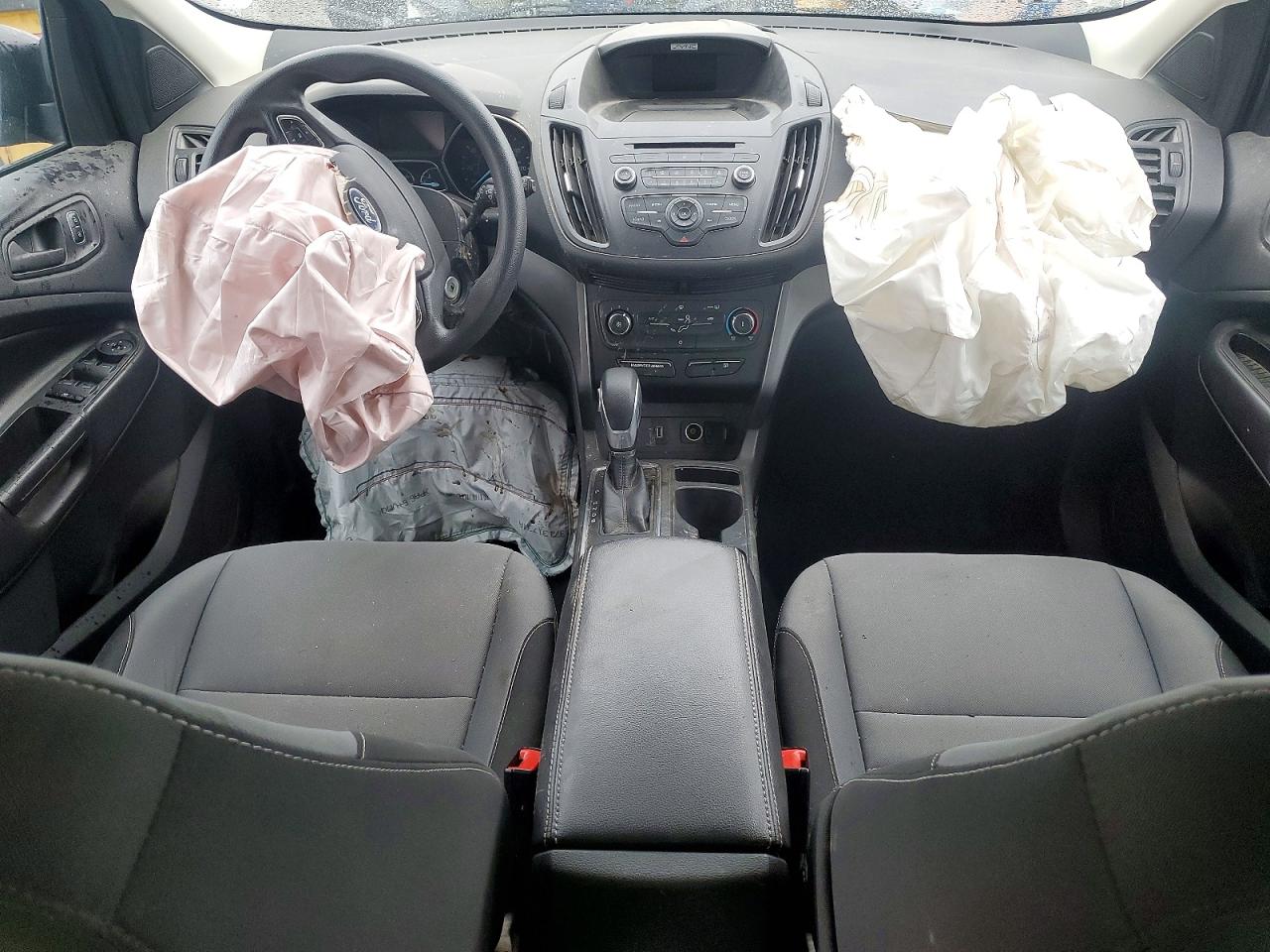 2017 FORD ESCAPE S photo 8