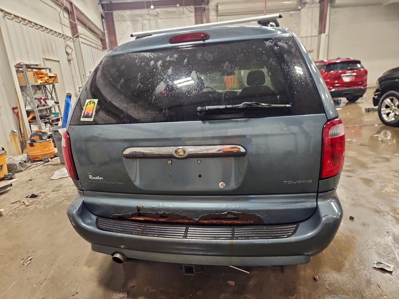 2007 CHRYSLER TOWN & COUNTRY TOURING photo 6