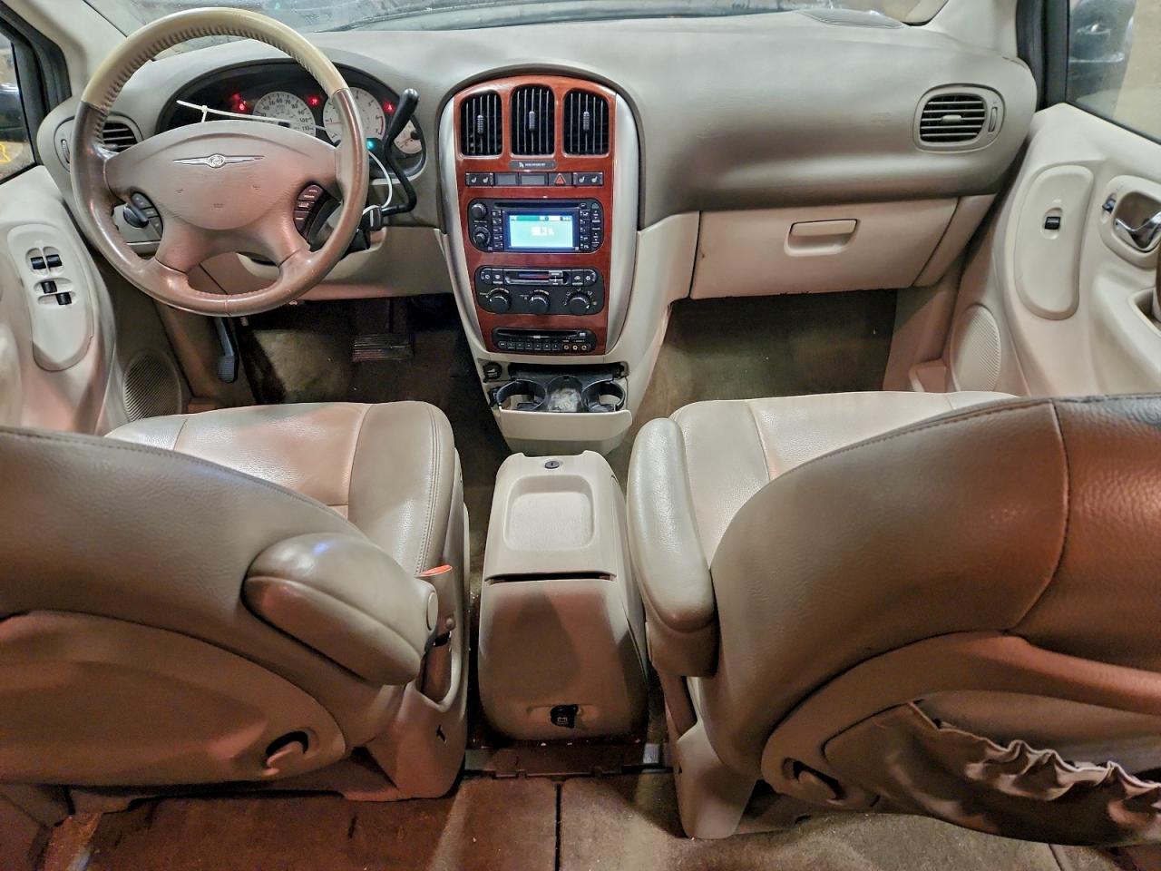 2007 CHRYSLER TOWN & COUNTRY TOURING photo 8