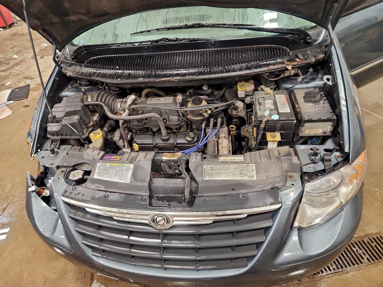 2007 CHRYSLER TOWN & COUNTRY TOURING photo 12