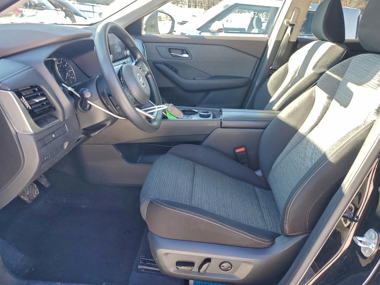 2021 NISSAN ROGUE SV photo 13