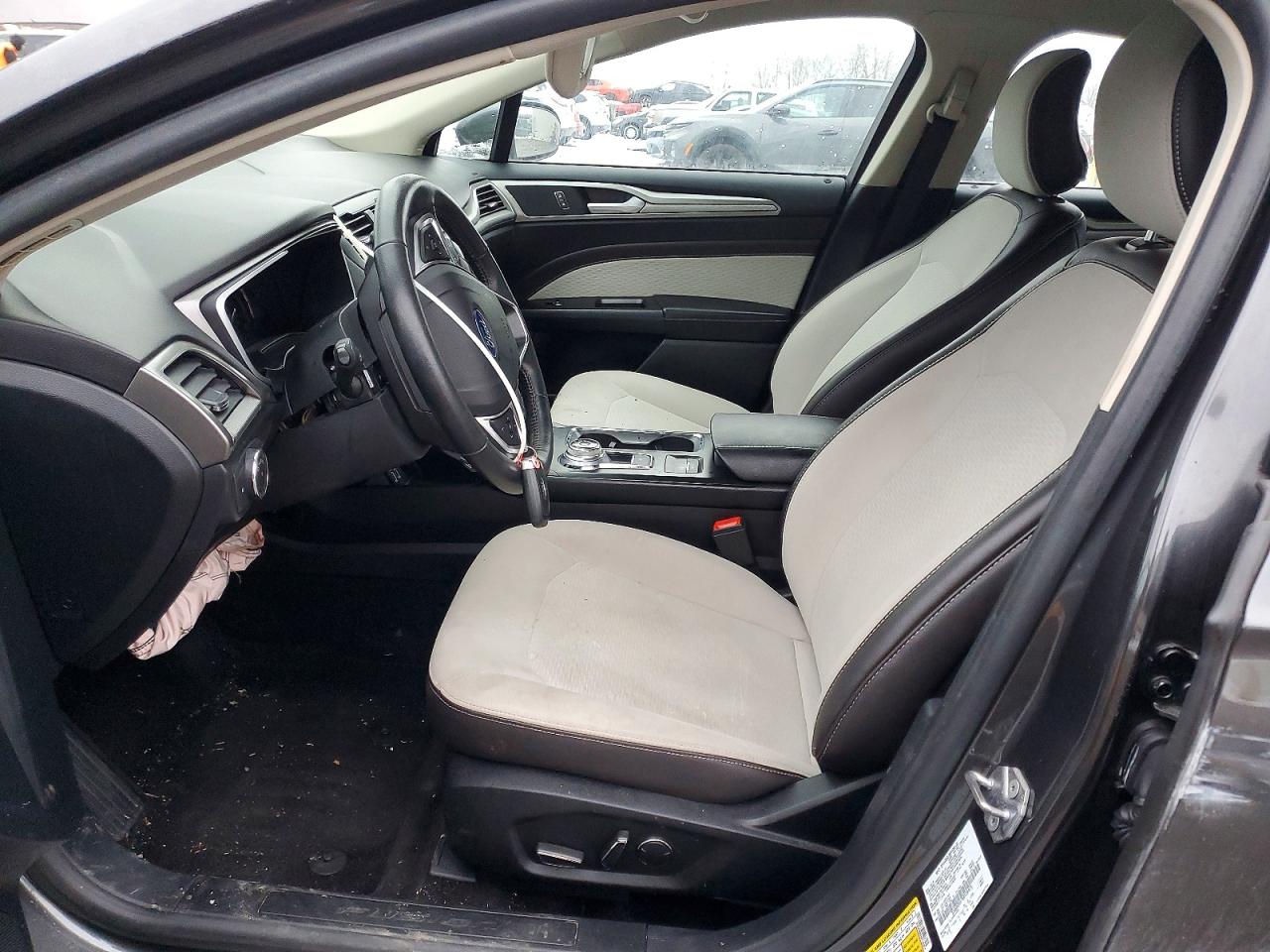 2019 FORD FUSION SE photo 7