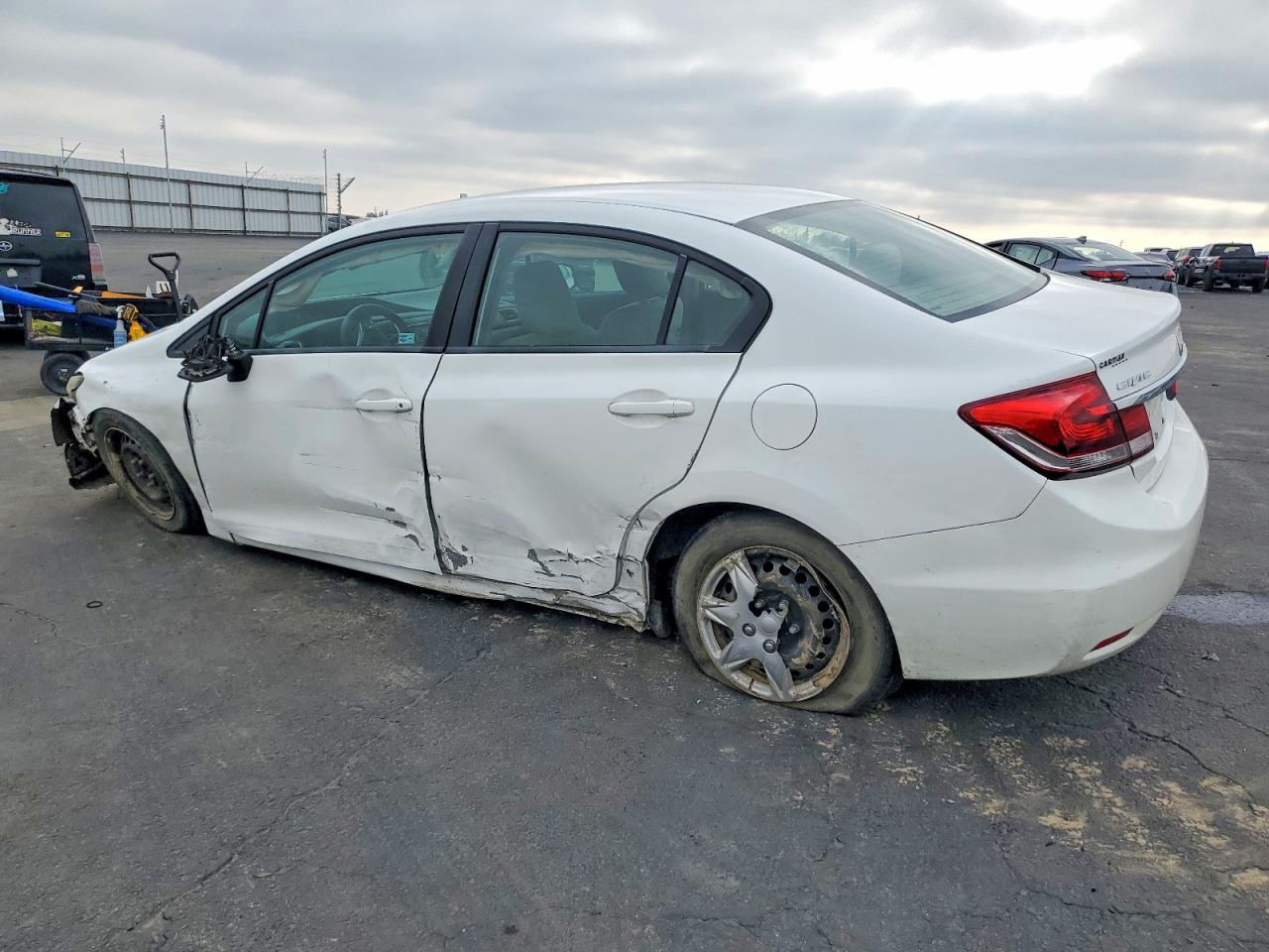 2013 HONDA CIVIC LX photo 3