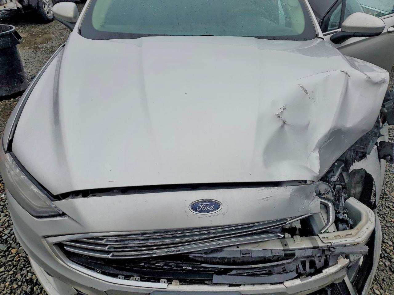 2017 FORD FUSION SE photo 11