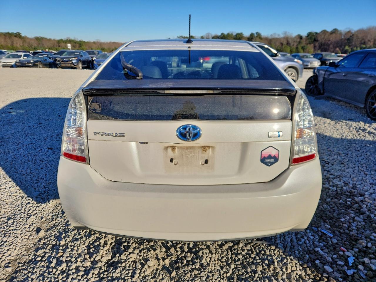 2011 TOYOTA PRIUS photo 6