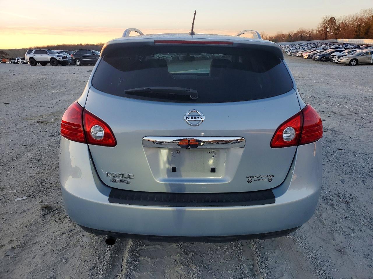 2015 NISSAN ROGUE SELECT S photo 6