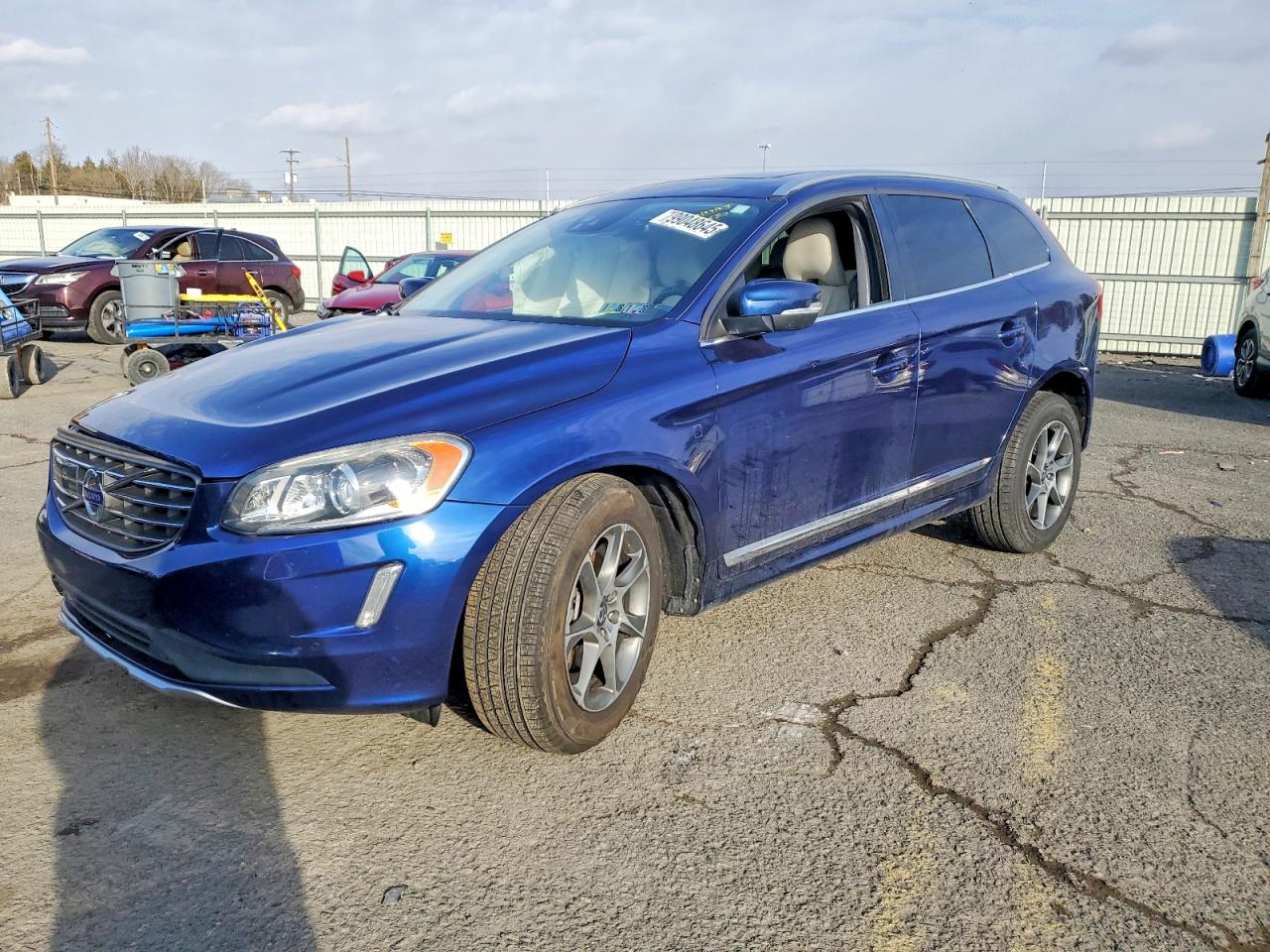 2015 VOLVO XC60