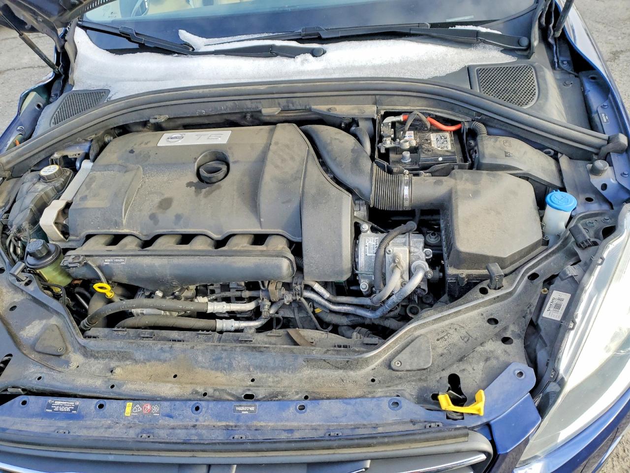 2015 VOLVO XC60 T6 PLATINUM photo 11