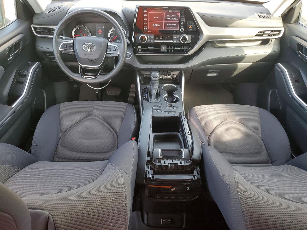 2021 TOYOTA HIGHLANDER L photo 8