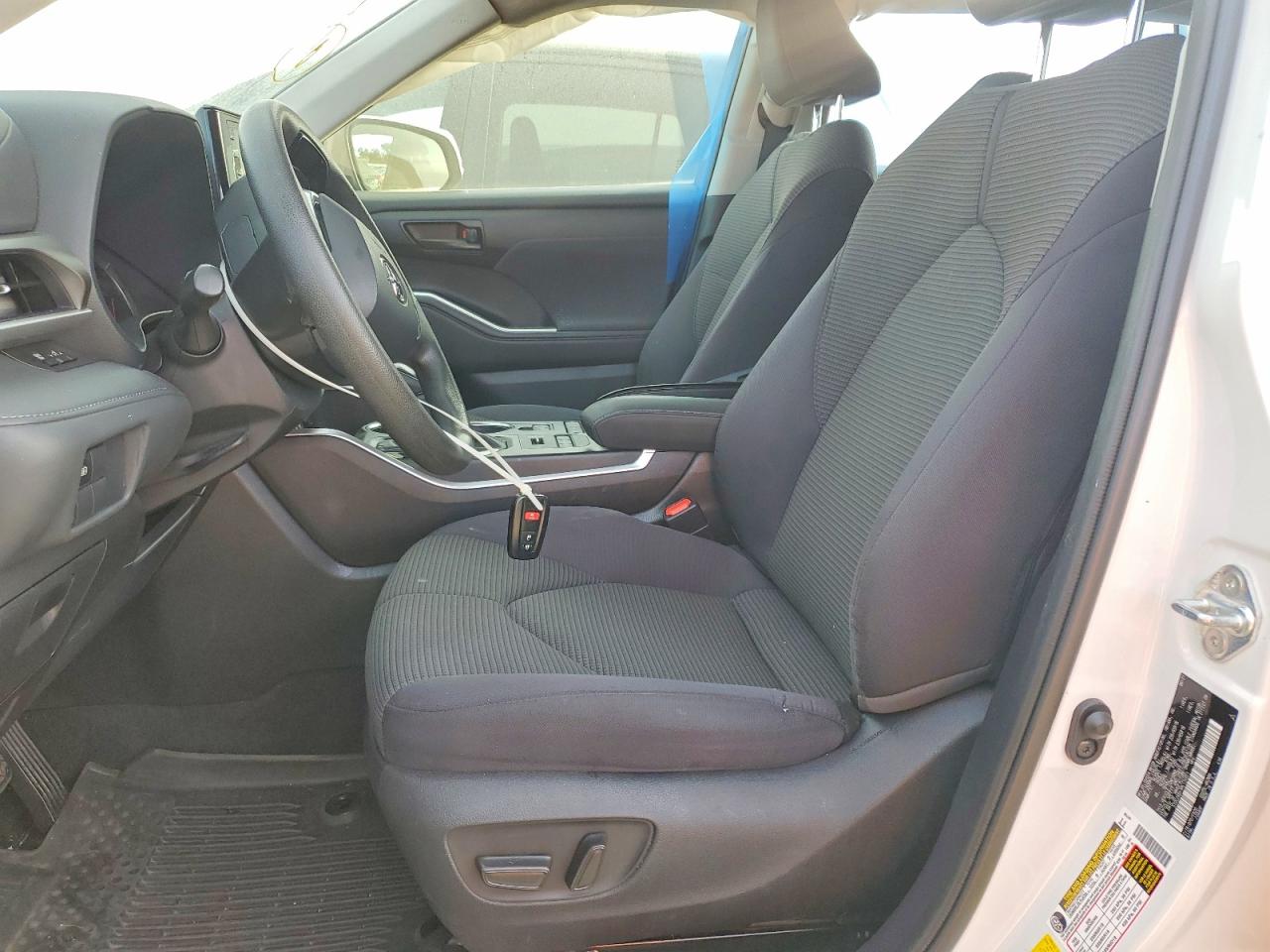2021 TOYOTA HIGHLANDER L photo 7
