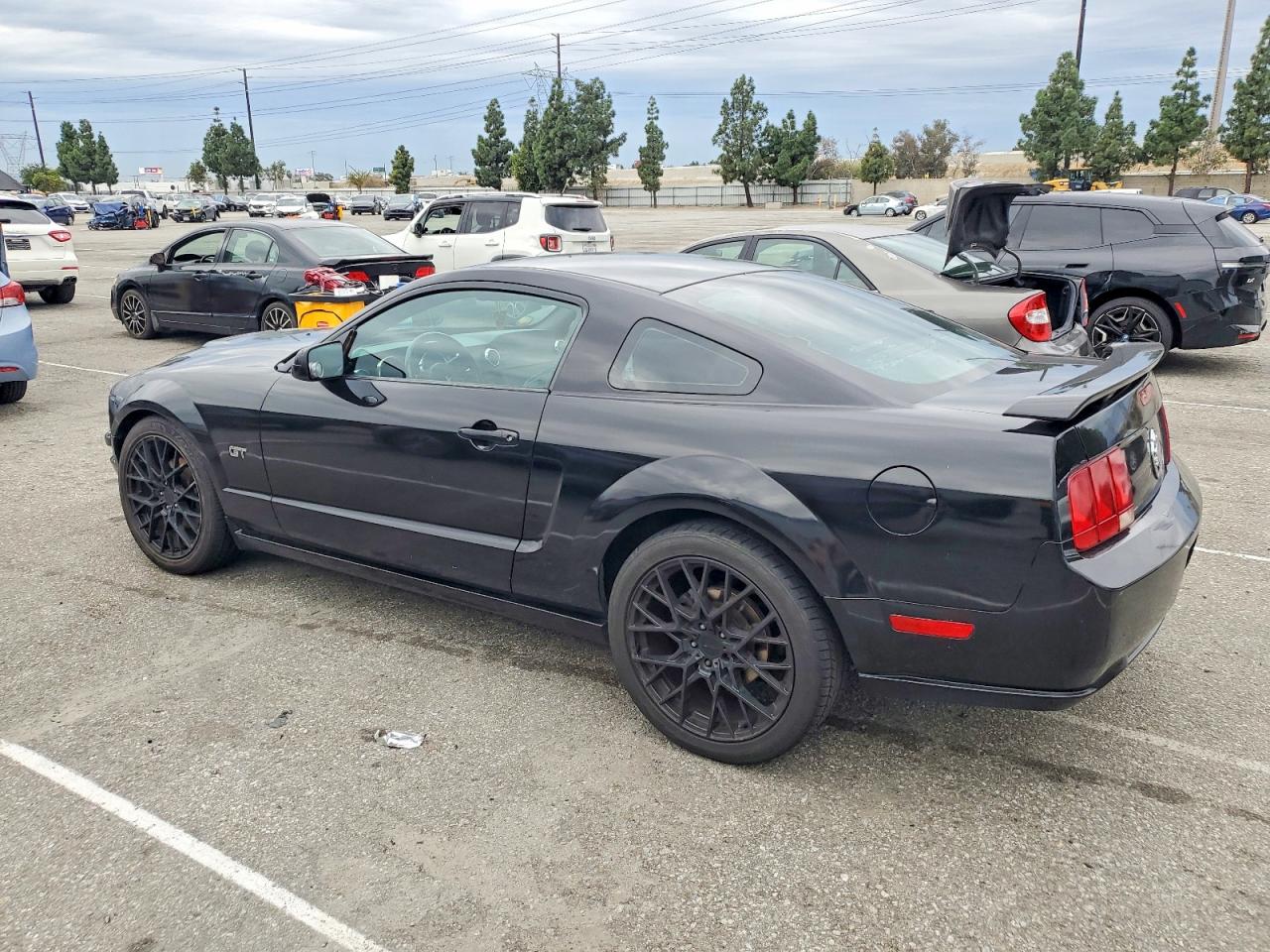 2007 FORD MUSTANG GT photo 2