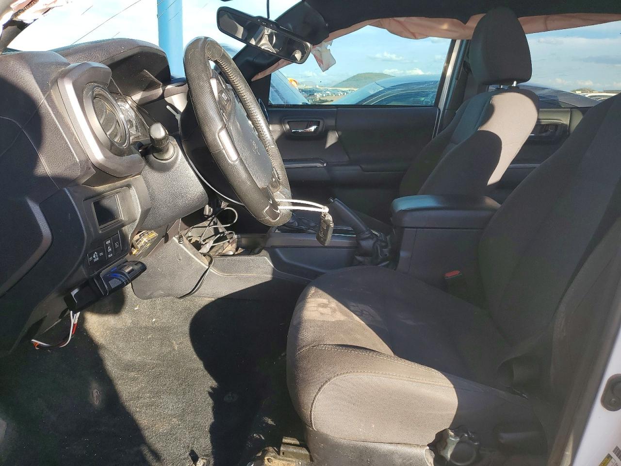 2019 TOYOTA TACOMA DOUBLE CAB photo 7
