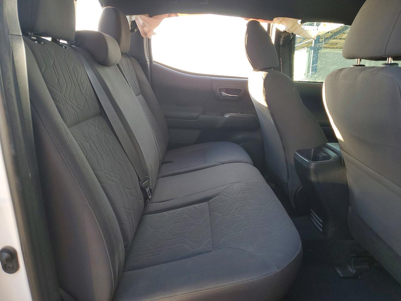 2019 TOYOTA TACOMA DOUBLE CAB photo 10