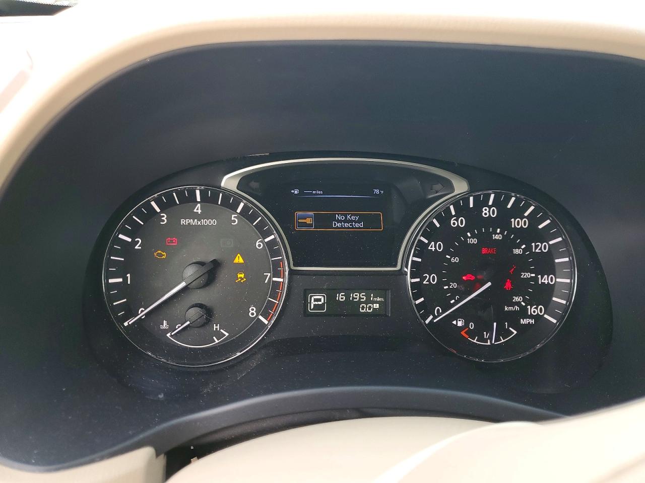 2013 NISSAN PATHFINDER S photo 9