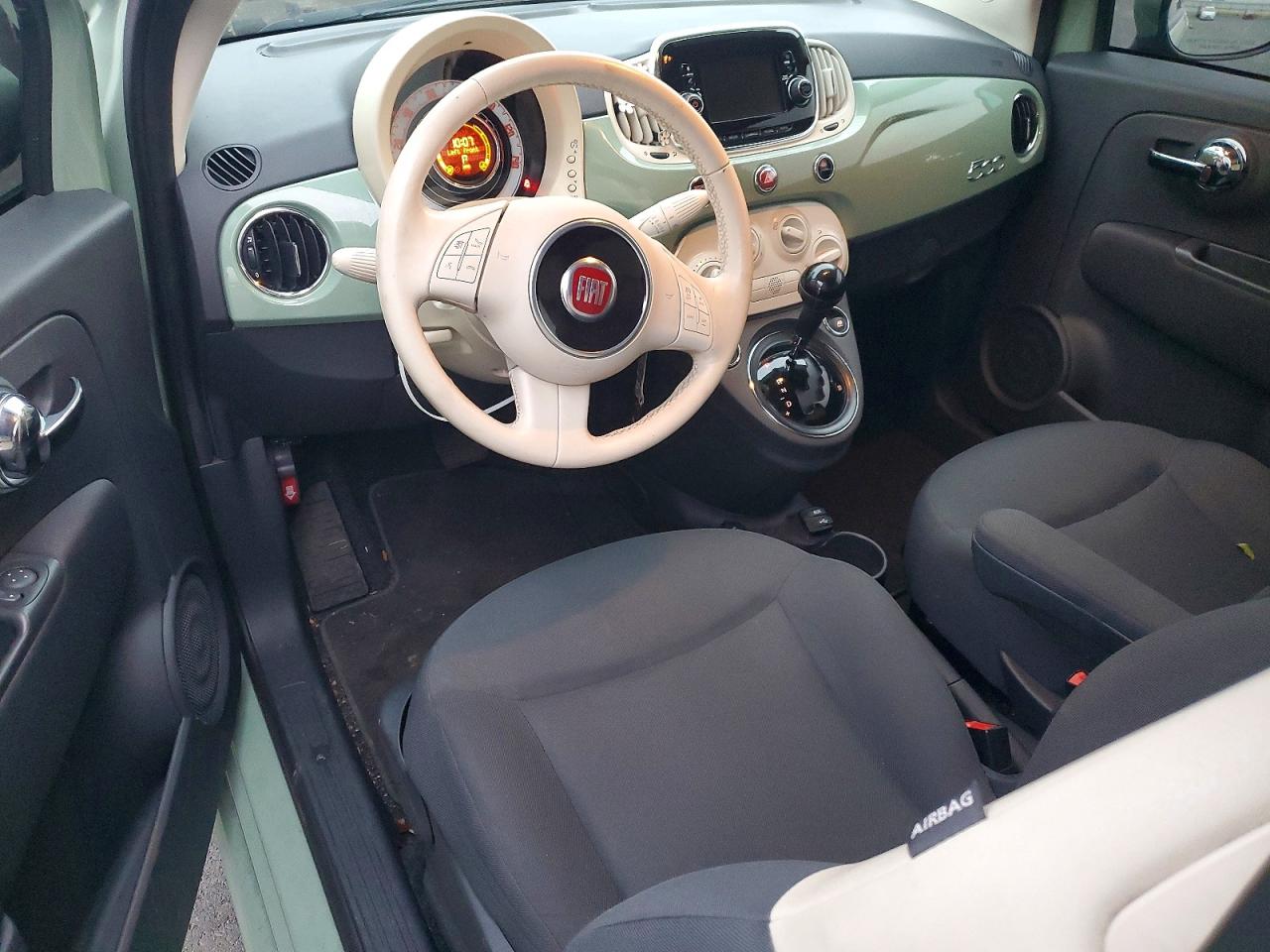 2016 FIAT 500 POP photo 8