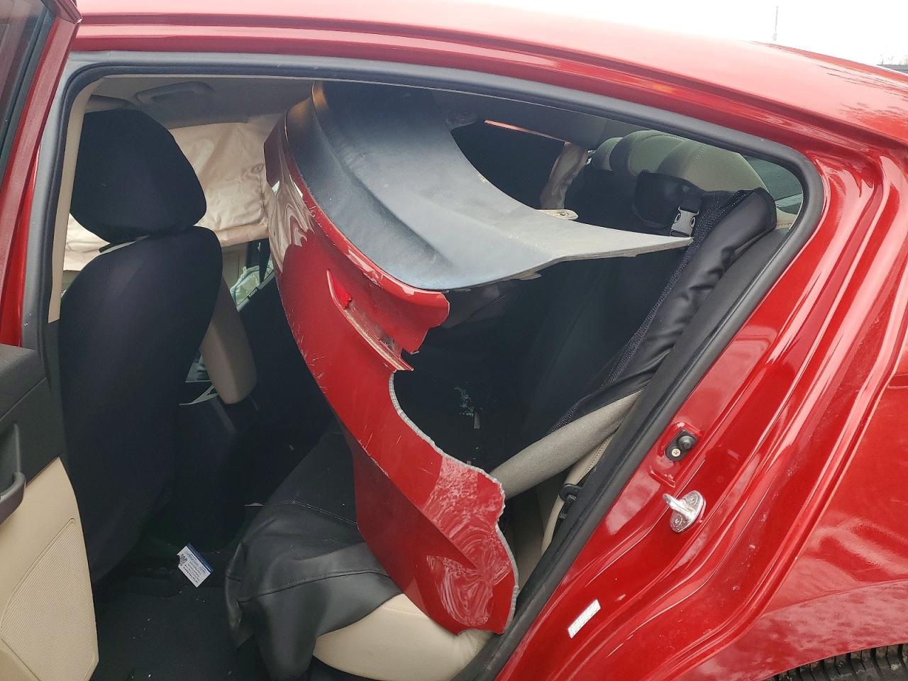 2017 HYUNDAI ELANTRA SE photo 10