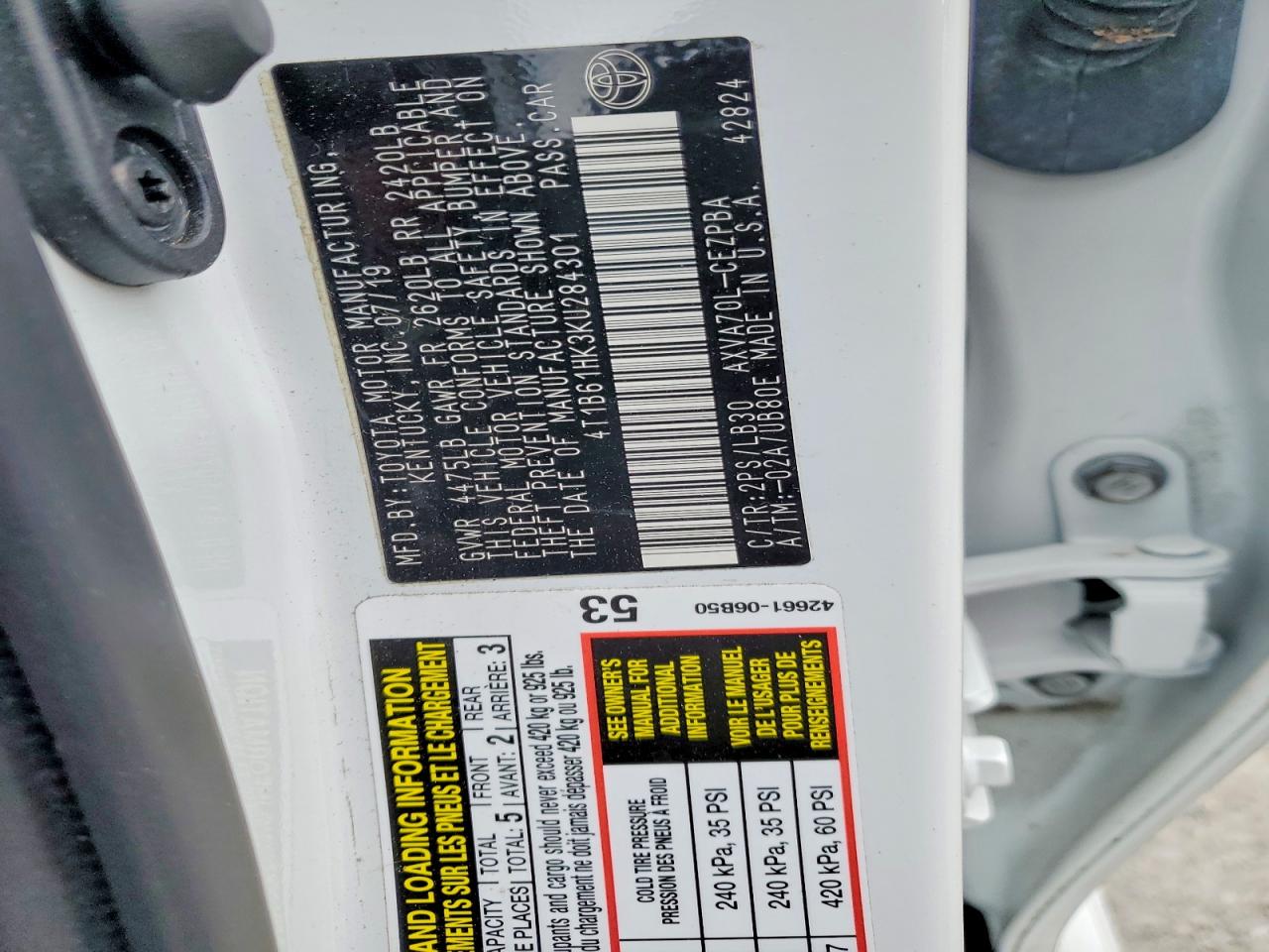 2019 TOYOTA CAMRY XSE photo 25