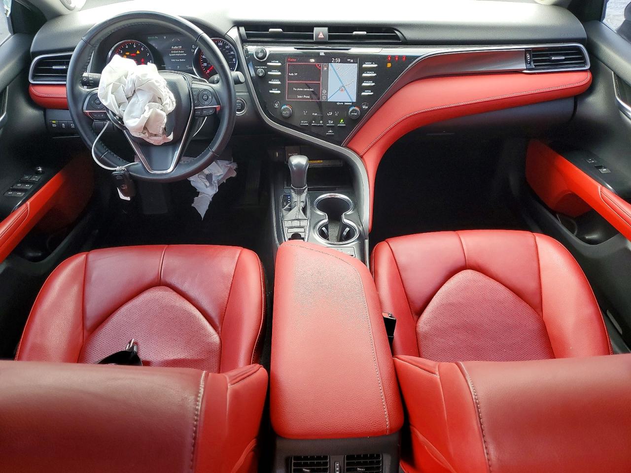 2019 TOYOTA CAMRY XSE photo 15