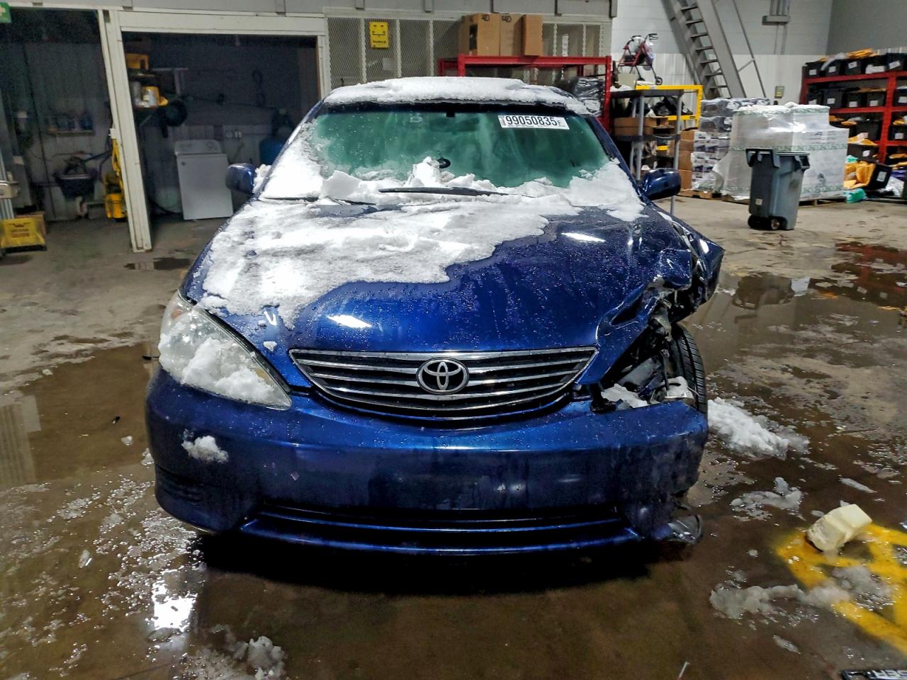 2005 TOYOTA CAMRY LE photo 5