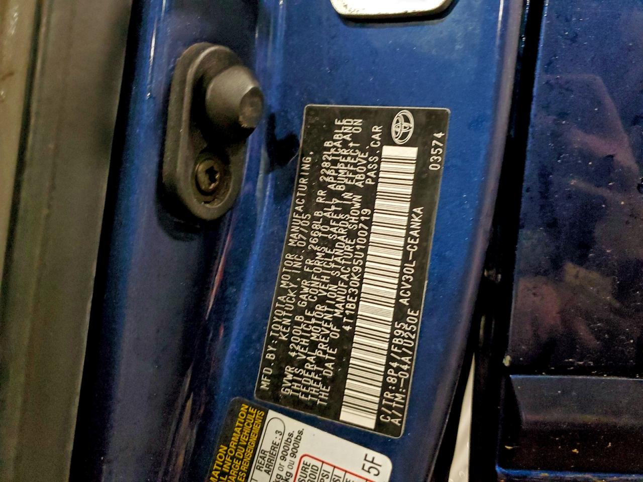 2005 TOYOTA CAMRY LE photo 12
