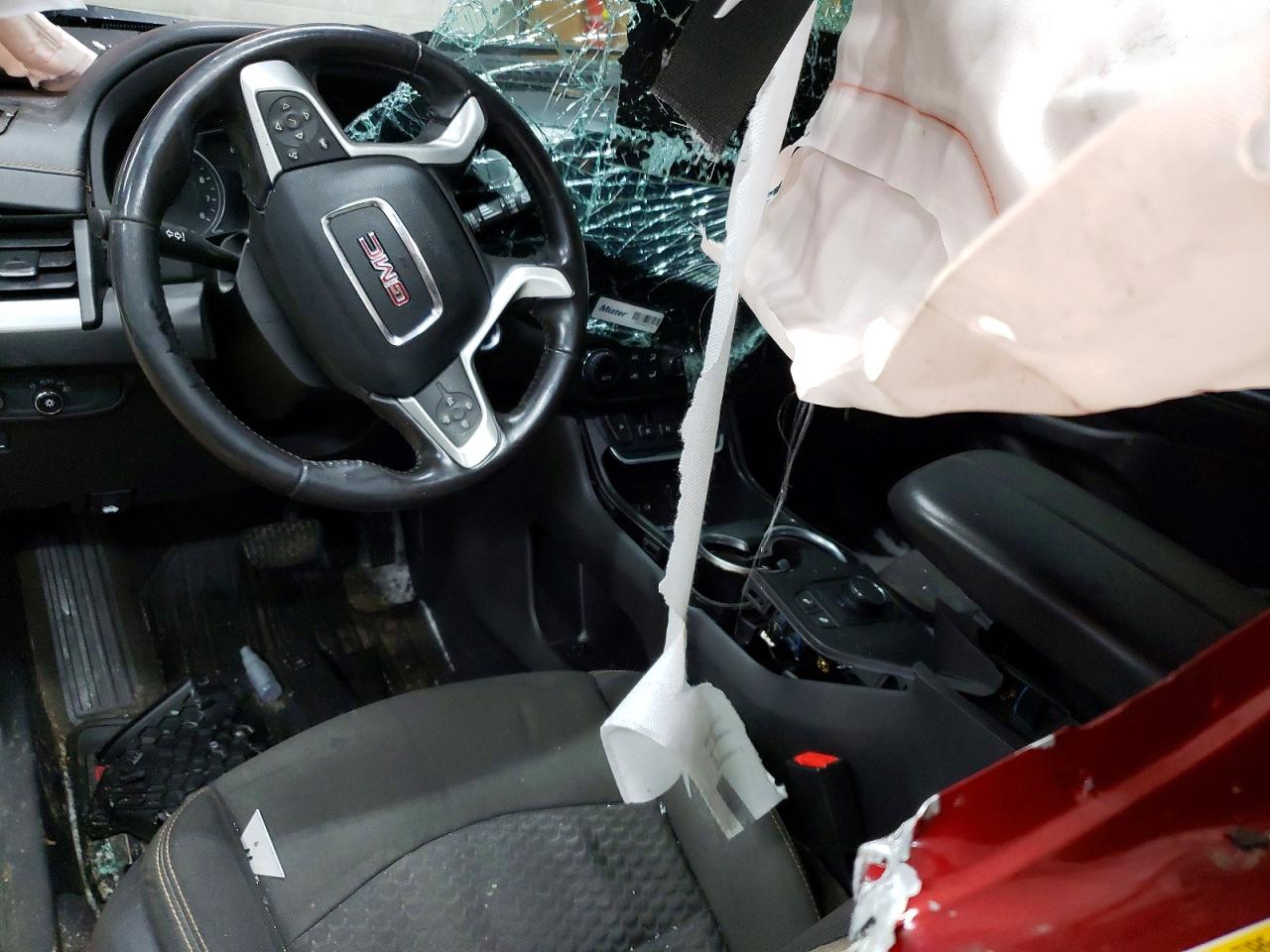 2019 GMC TERRAIN SLE photo 8