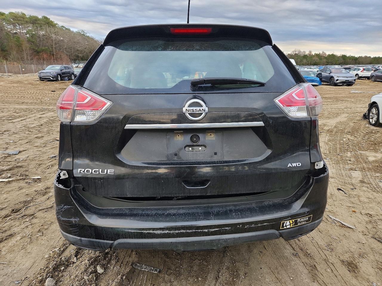 2016 NISSAN ROGUE S photo 11