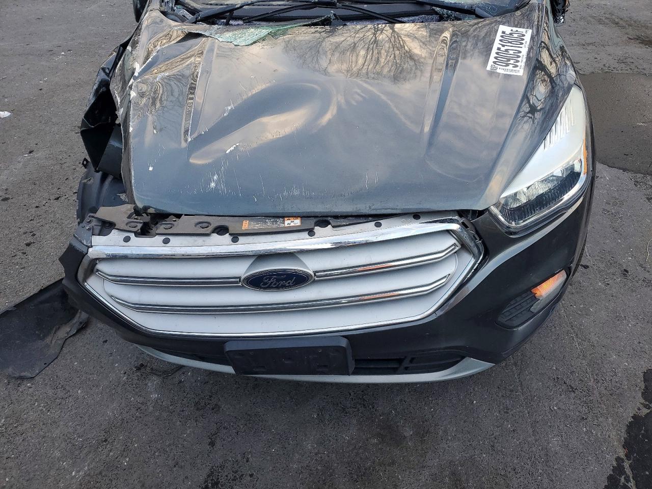 2019 FORD ESCAPE SE photo 23