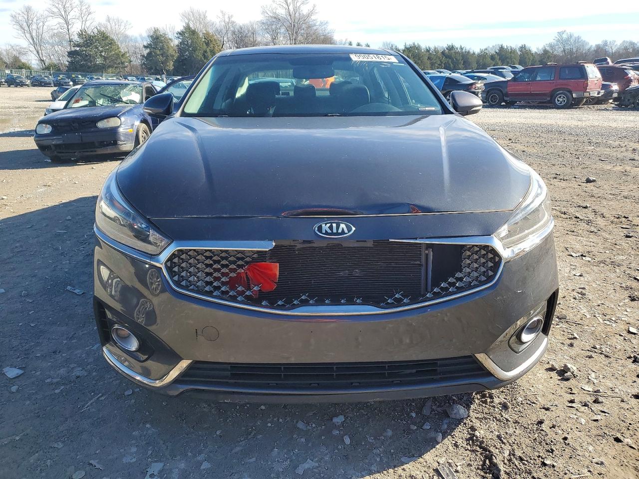 2017 KIA CADENZA PREMIUM photo 5