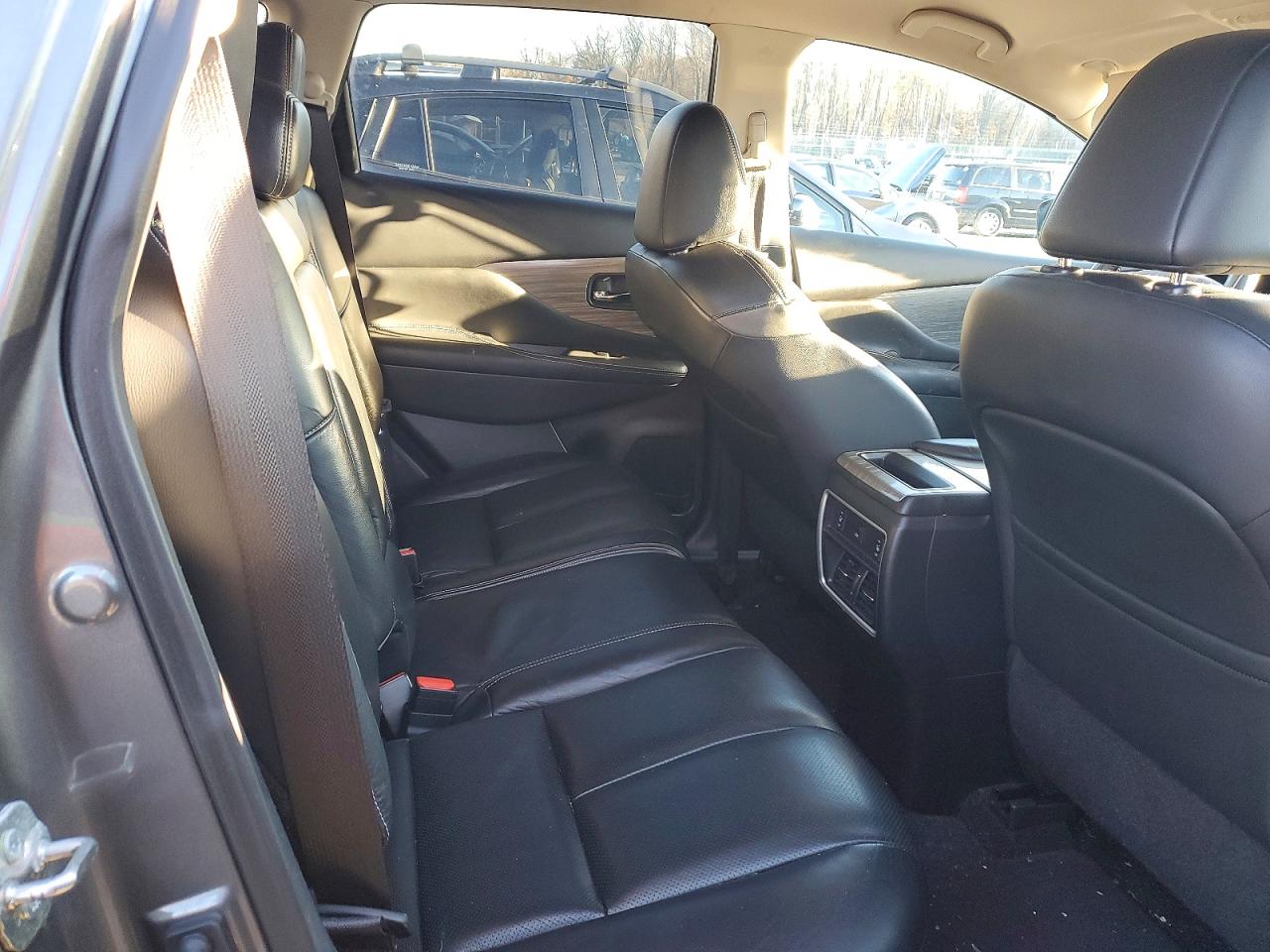 2015 NISSAN MURANO S photo 11