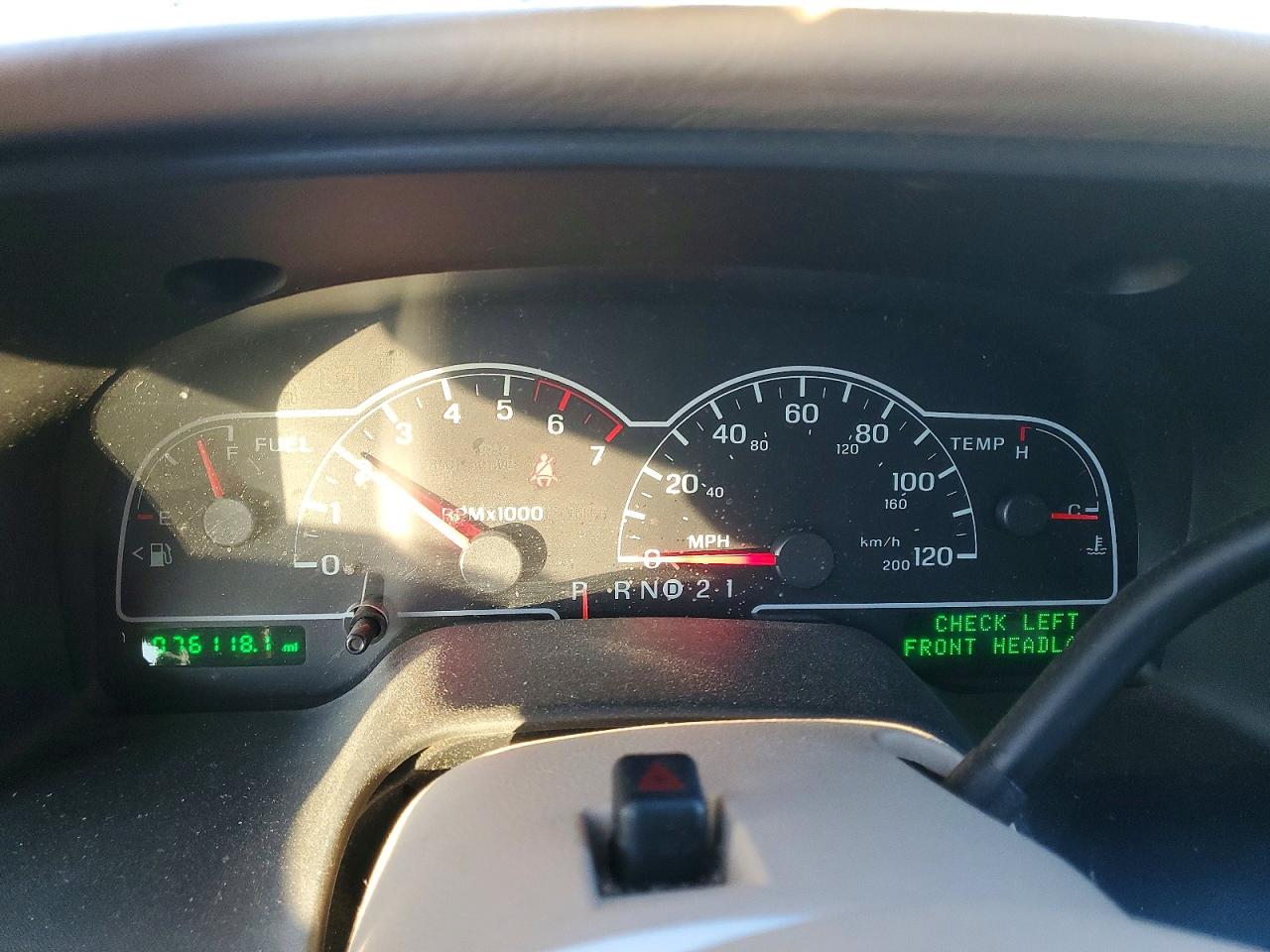2003 FORD WINDSTAR SEL photo 9