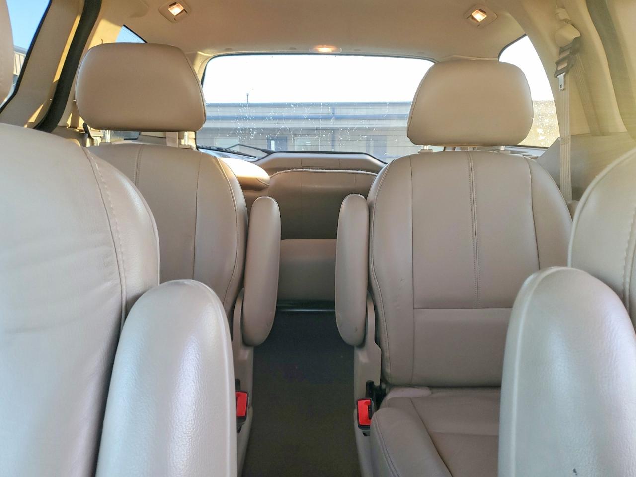 2003 FORD WINDSTAR SEL photo 10