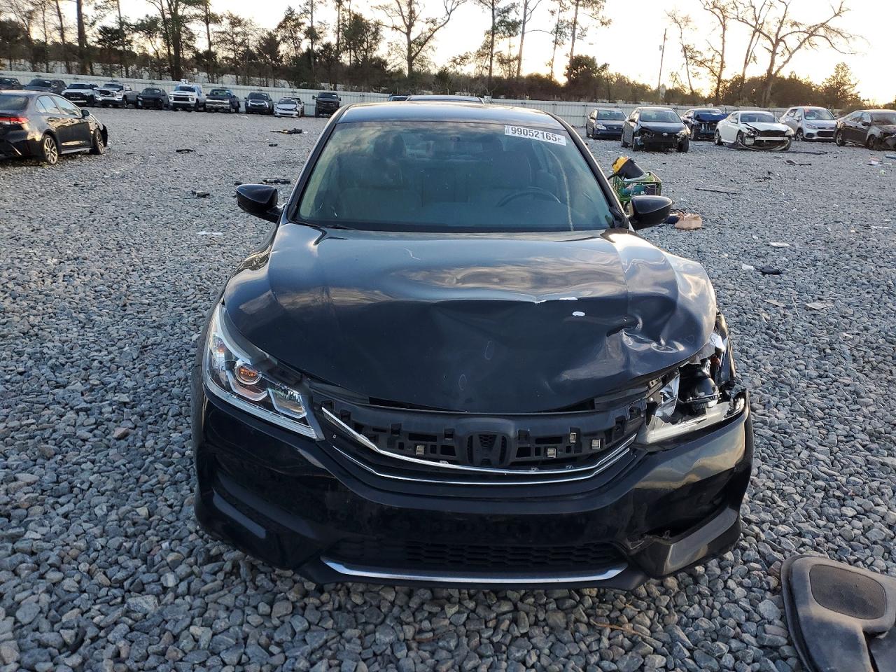 2016 HONDA ACCORD LX photo 5