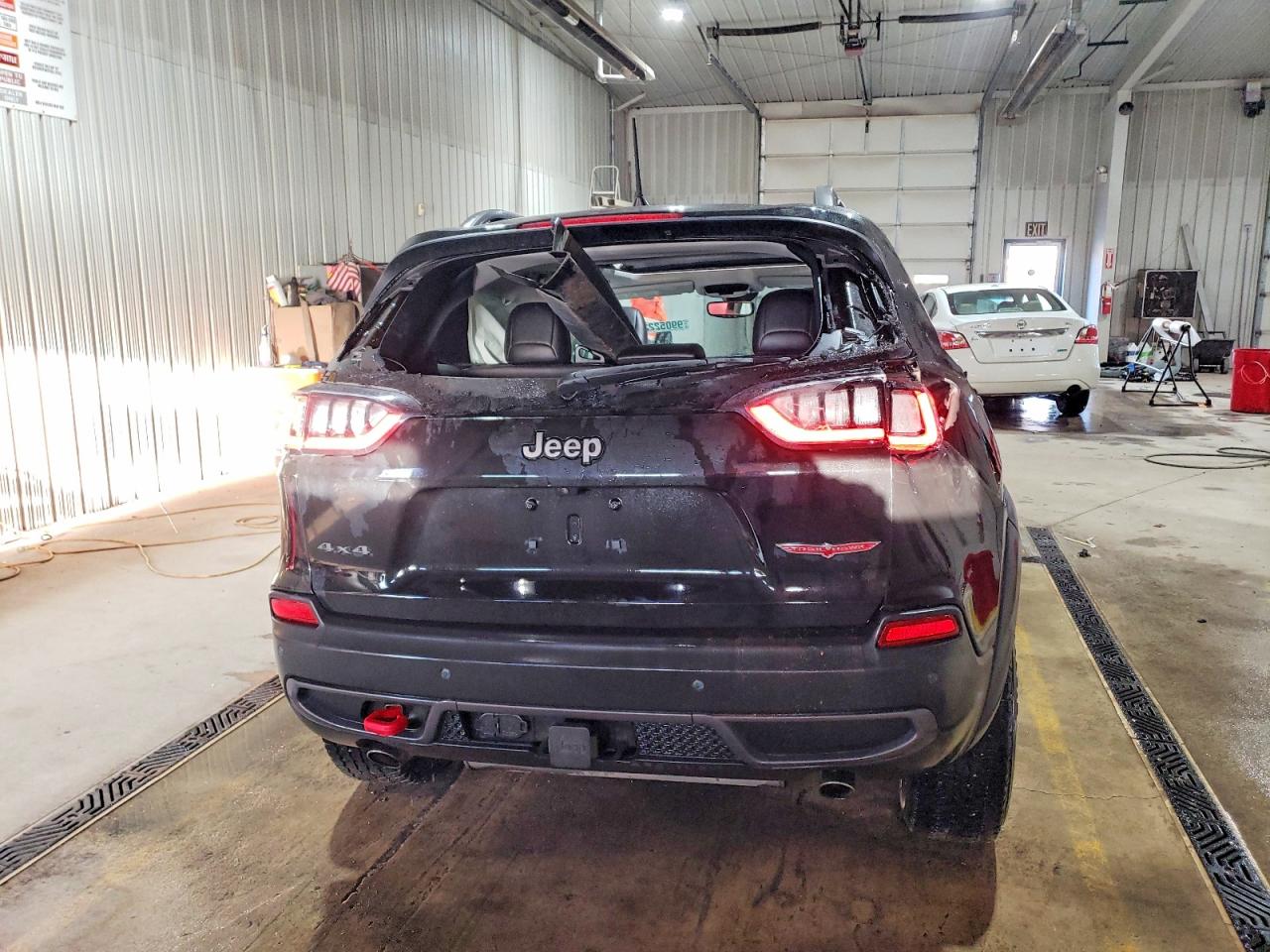 2021 JEEP CHEROKEE TRAILHAWK photo 6