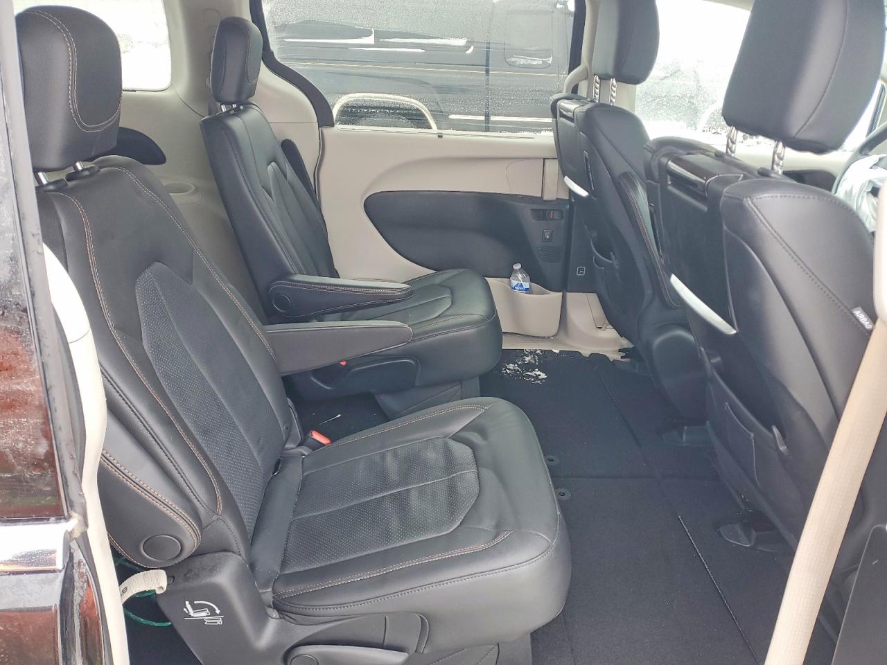 2019 CHRYSLER PACIFICA TOURING L PLUS photo 11