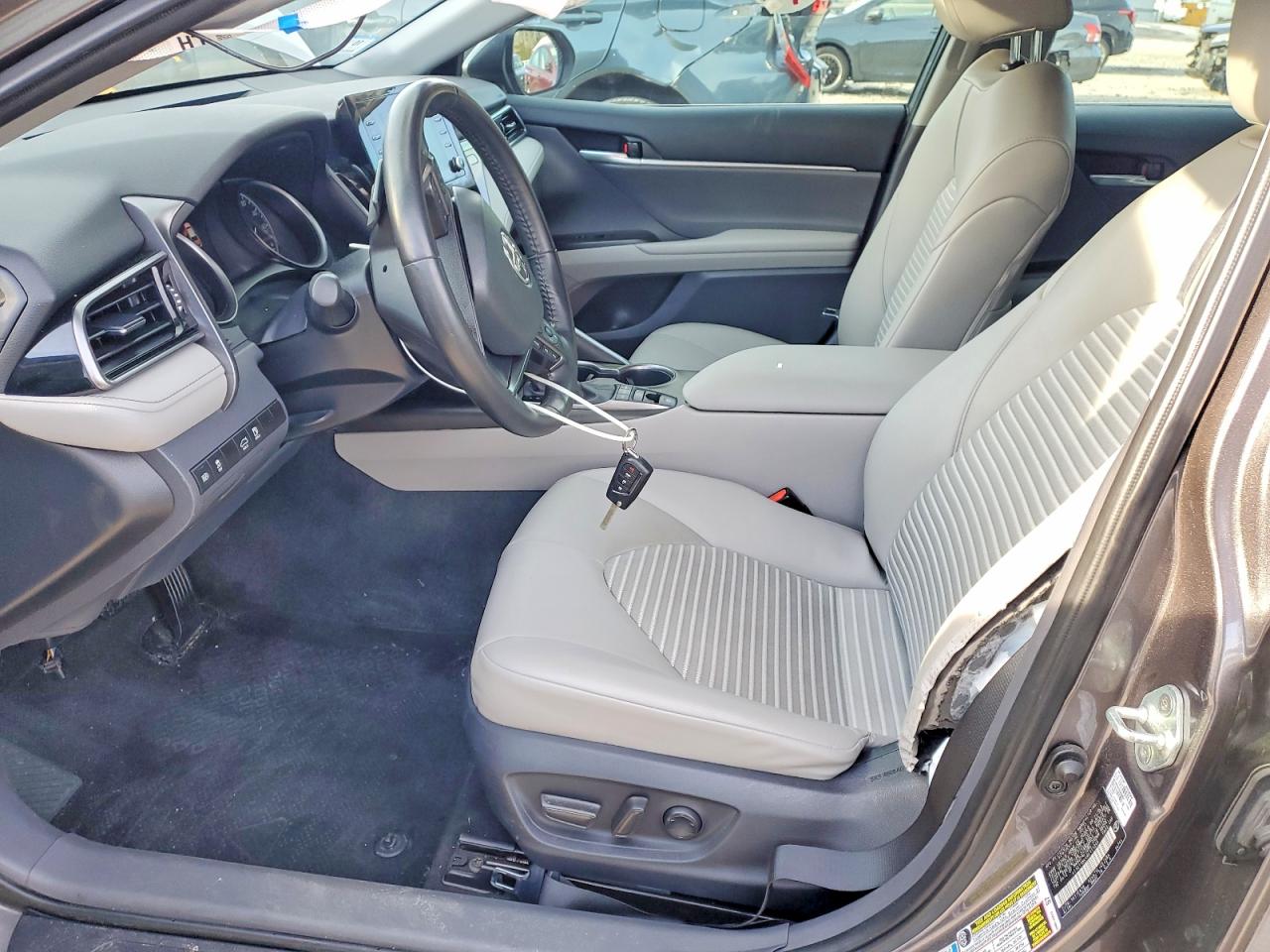 2024 TOYOTA CAMRY SE photo 13