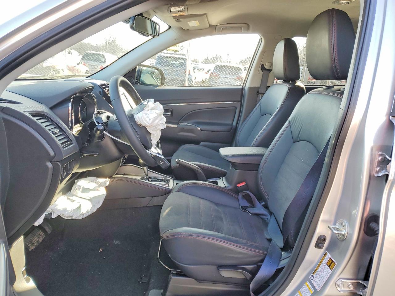 2023 MITSUBISHI OUTLANDER SPORT S/SE photo 7