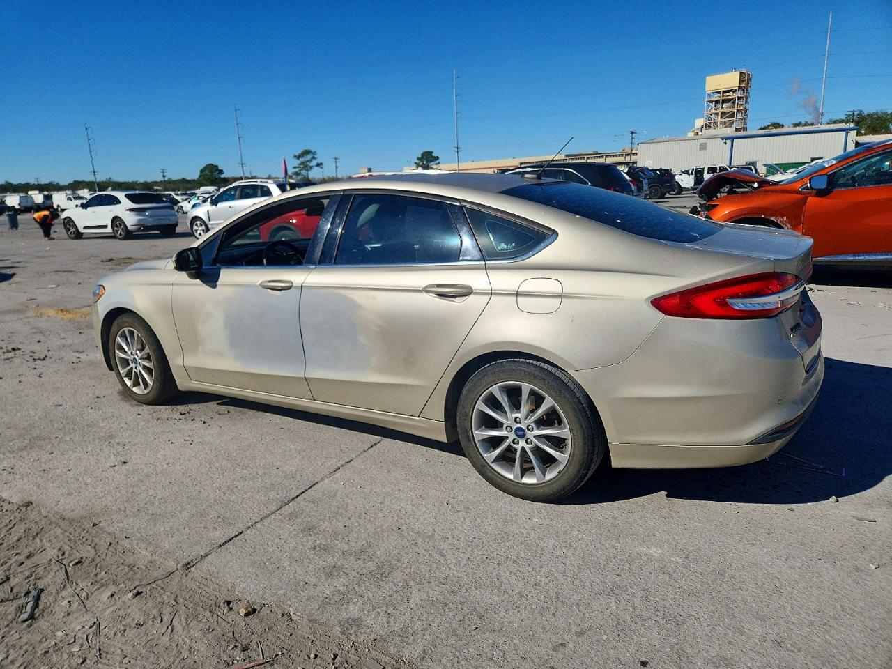 2017 FORD FUSION SE photo 2