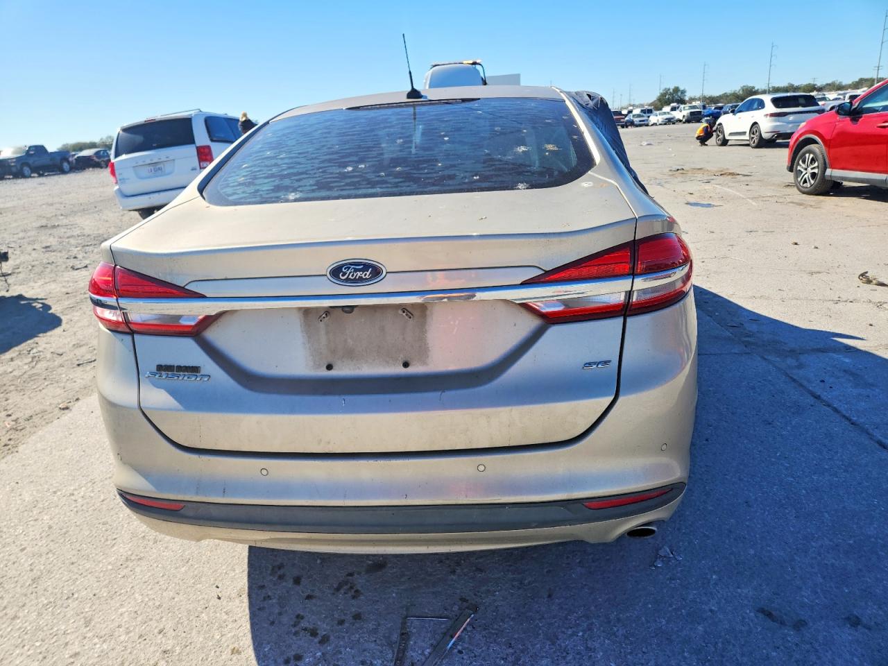 2017 FORD FUSION SE photo 6