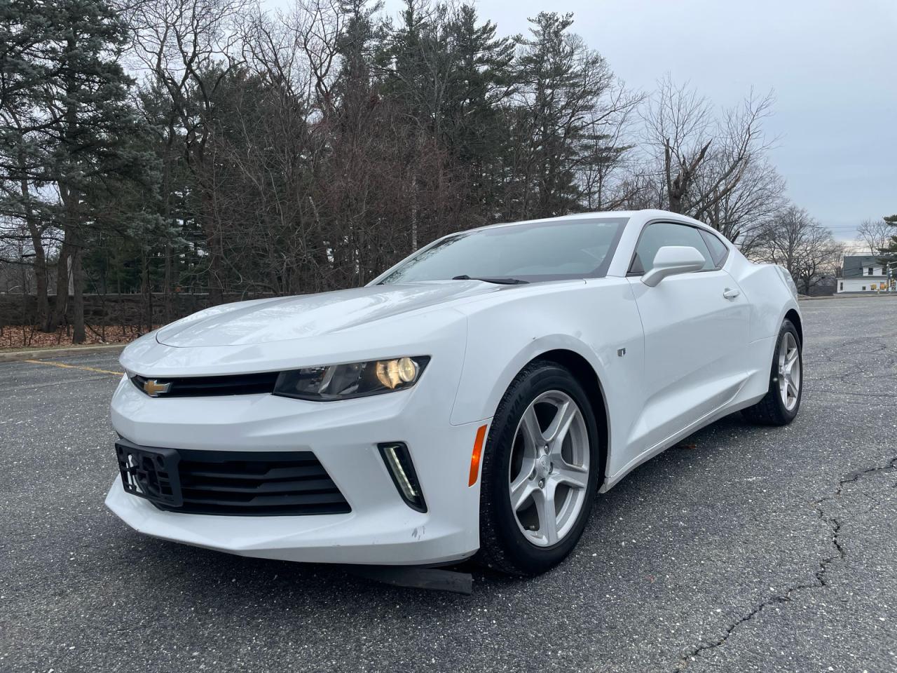 2016 CHEVROLET CAMARO LT photo 2