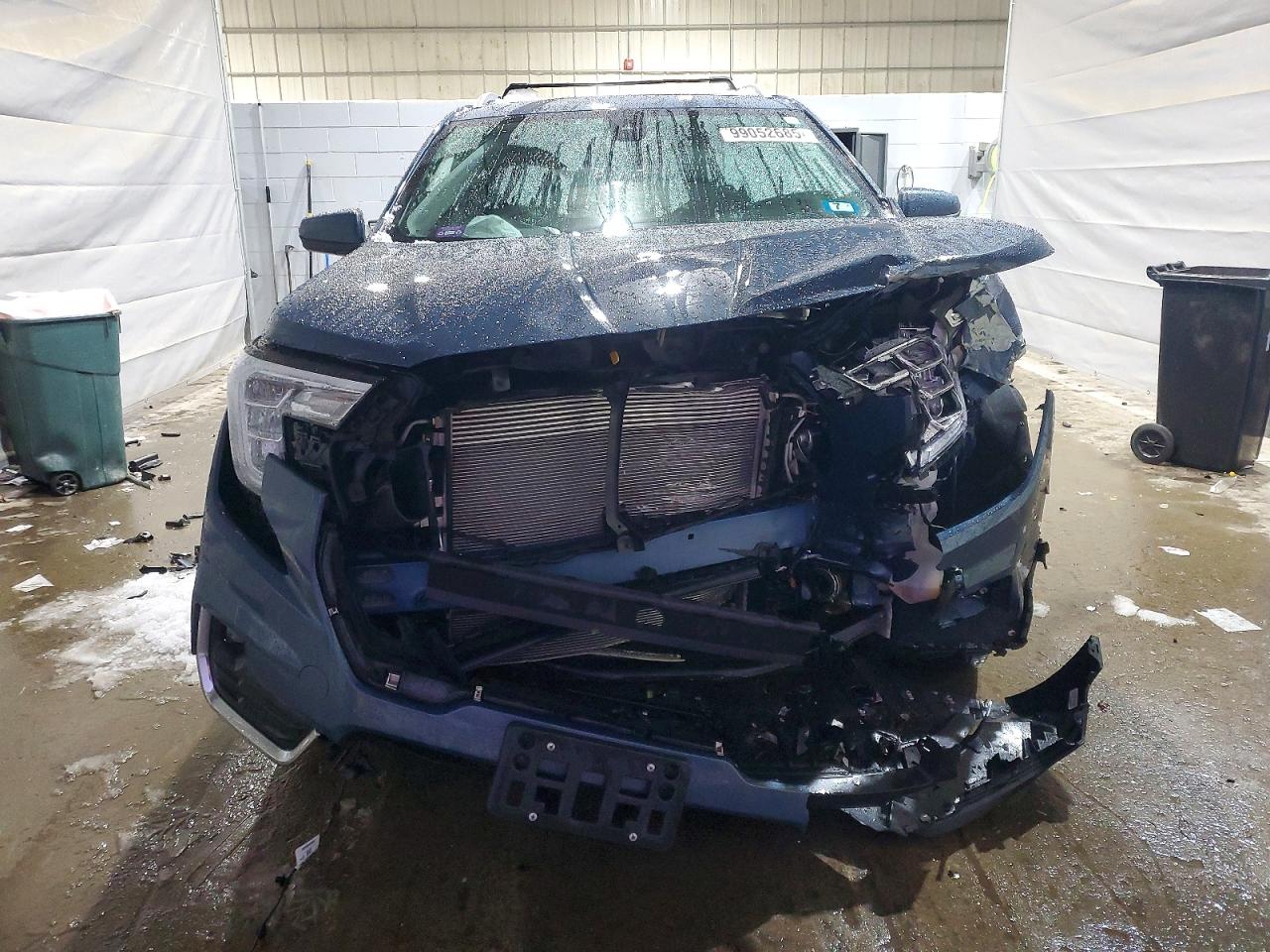 2024 GMC TERRAIN SLT photo 5