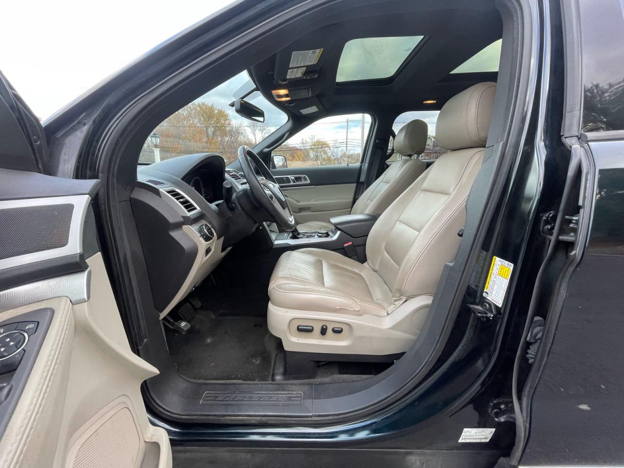 2015 FORD EXPLORER XLT photo 12