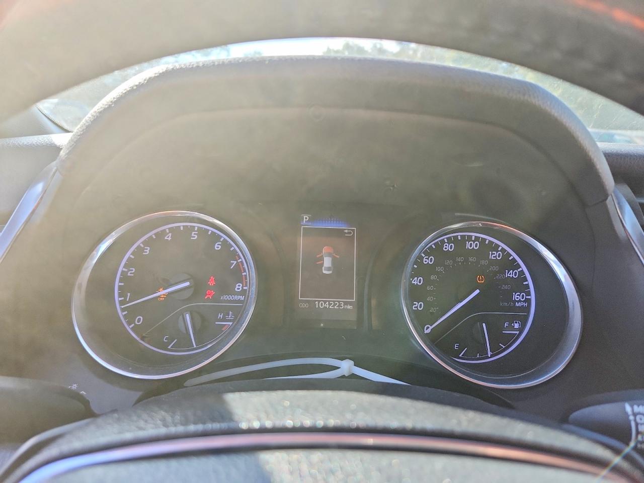 2019 TOYOTA CAMRY SE photo 9
